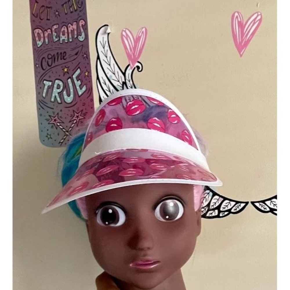 Women's Lips Sun Visor